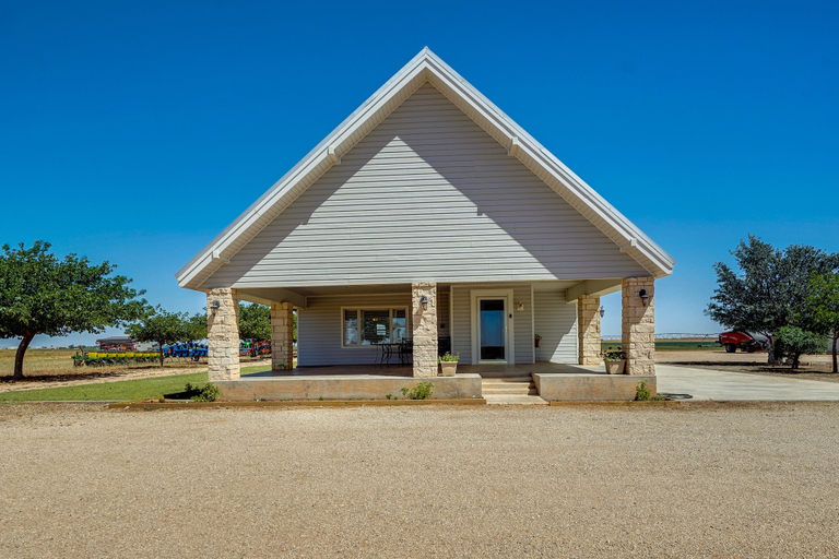 Exterior & Views 1, Lamesa Vacation Rental w/ Covered Patio & Fire Pit, Dawson