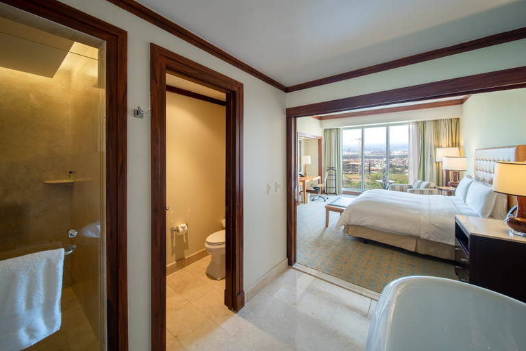 Bedroom 4, InterContinental Hotels COSTA RICA AT MULTIPLAZA MALL by IHG, Escazú
