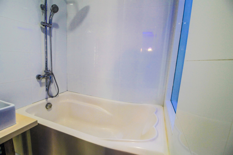 Bathroom 4