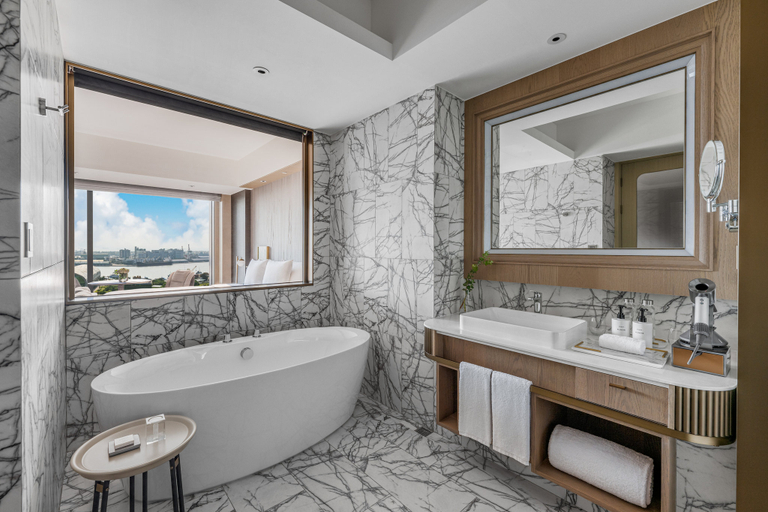 Bathroom 5, InterContinental Hotels KAOHSIUNG by IHG, Kaohsiung