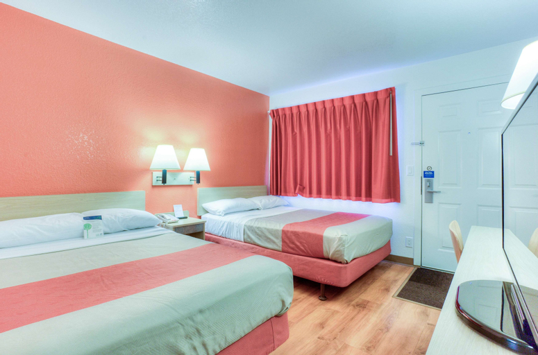 Bedroom 19