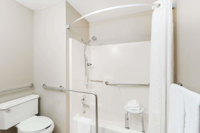 Bathroom 4, Super 8 by Wyndham Manhattan KS, Riley
