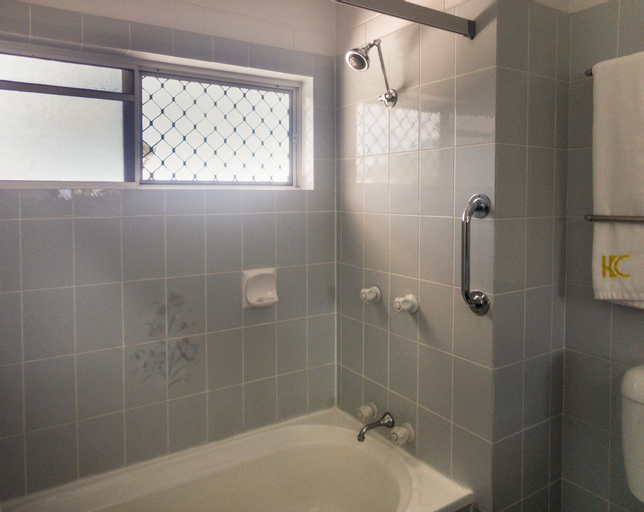 Bathroom 6