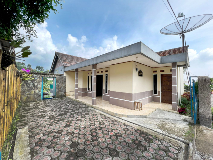 Exterior & Views 4, Villa Vasai by Villa Gue Aja, Bogor