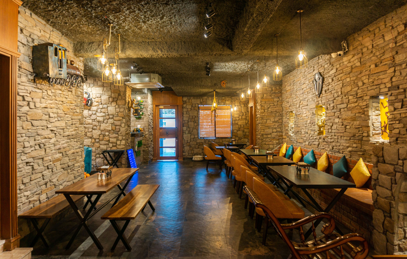 Food & Drinks 5, Hotel Gems Inn, Dehradun