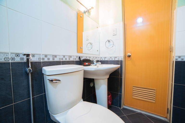 Bathroom 4