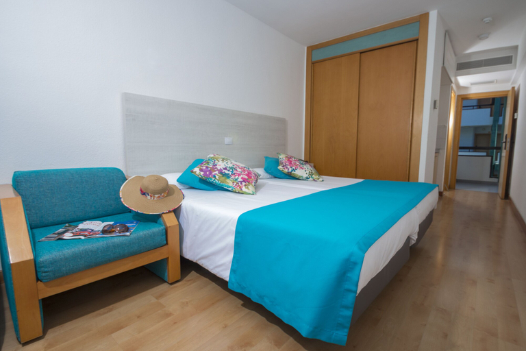 Bedroom 4, Aparthotel Green Field, Las Palmas