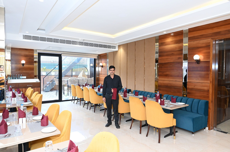 Food & Drinks 5, Classio Royale by iO Hotels, Amritsar