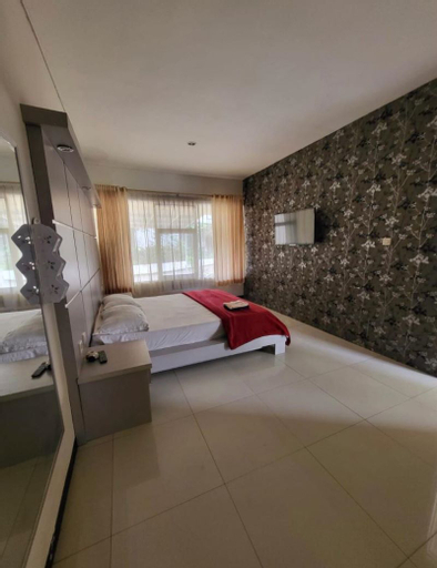 Bedroom 2, Villa Greenhill Garut B10, Garut