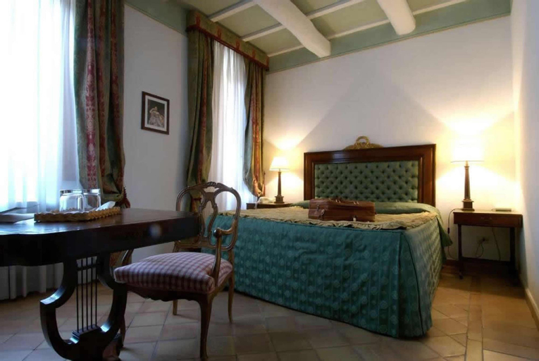 Bedroom 10