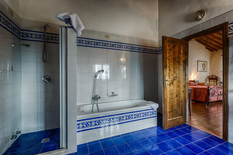 Bathroom 5, Villa Campestri Olive Oil Resort, Florence