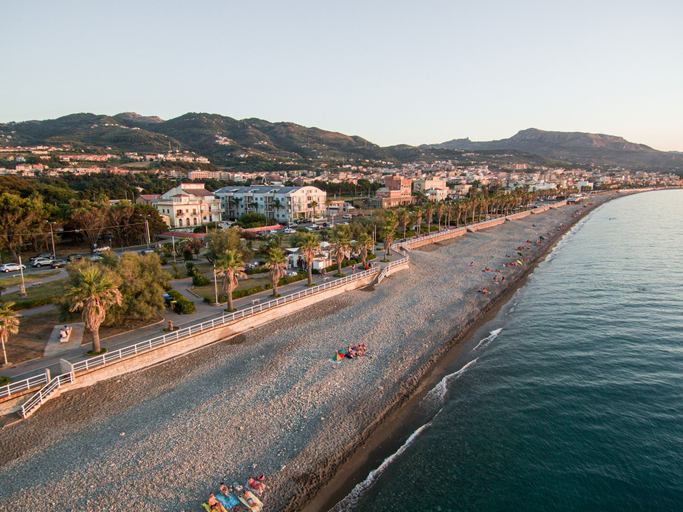 Exterior & Views 2, Residence Hotel Miljunka, Messina