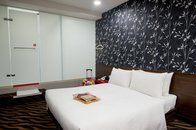 Bedroom 12