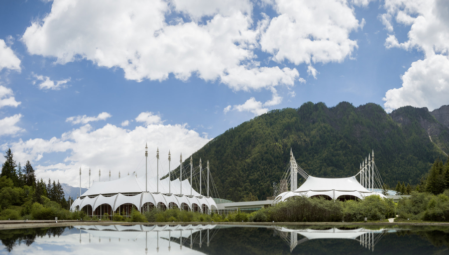 Exterior & Views 2, InterContinental Hotels RESORT JIUZHAI PARADISE by IHG, Ngawa Tibetan and Qiang
