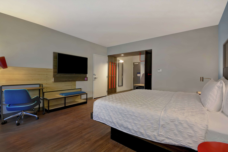 Bedroom 3, Tru by Hilton Fort Worth Fossil Creek, Fort Worth