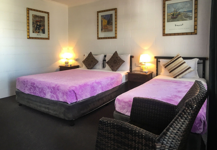 Bedroom 13