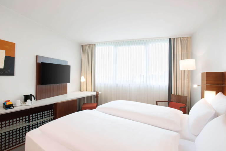 Bedroom 2, NH Frankfurt Niederrad, Frankfurt am Main
