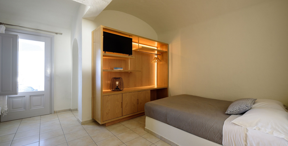 Bedroom 4, Strogili Traditional Houses, South Aegean