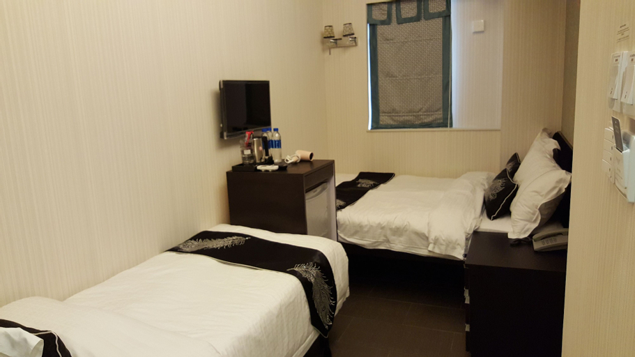 Bedroom 21