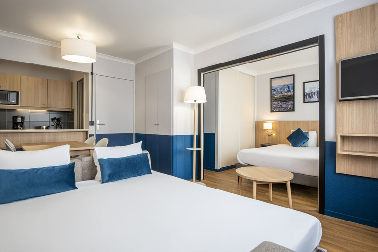 Bedroom 3, Aparthotel Adagio La Defense Kleber, Hauts-de-Seine