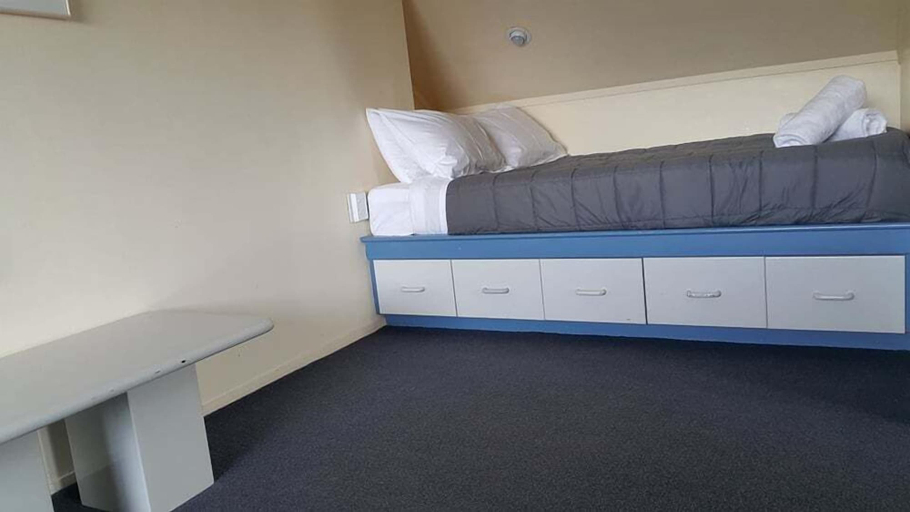 Bedroom 3, Alpine Chalets, Ruapehu