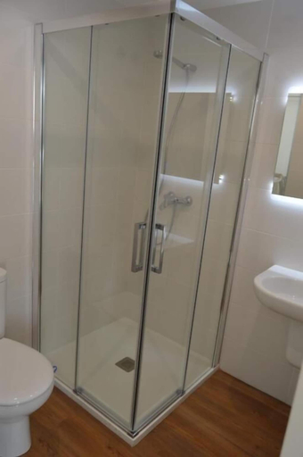 Bathroom 3, Apartamentos el Beyu, Asturias