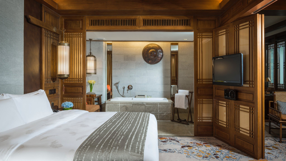 Bedroom 3, InterContinental Hotels LIJIANG ANCIENT TOWN RESORT by IHG, Lijiang
