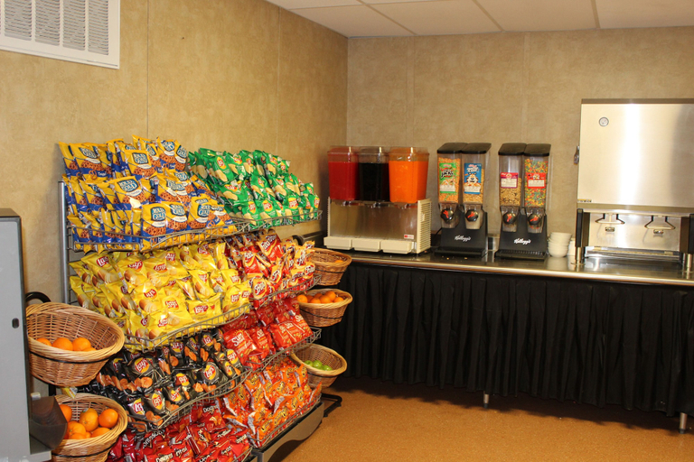 Food & Drinks 4, Target Hospitality - Mentone Skillman Station Lodge, Loving
