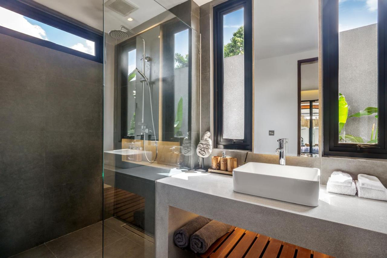 Bathroom 4, Villa Jacuzzi by BaliSuperHost, Gianyar