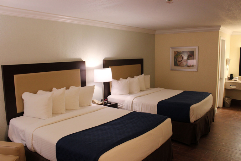 Bedroom 12