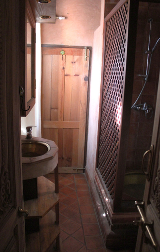 Bathroom, Matan Chhen, Bagmati