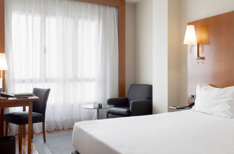 Bedroom 2, AC Hotel León San Antonio by Marriott, León