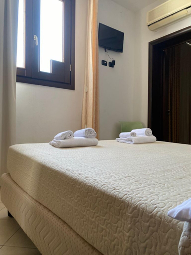 Bedroom 2, Hotel Villa Ionia, Syracuse