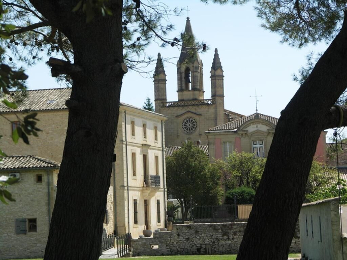 Exterior & Views 2, Domaine Saint Martin, Gard