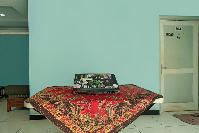 Public Area 5, SPOT ON 92258 Kostel 21 Syariah, Semarang
