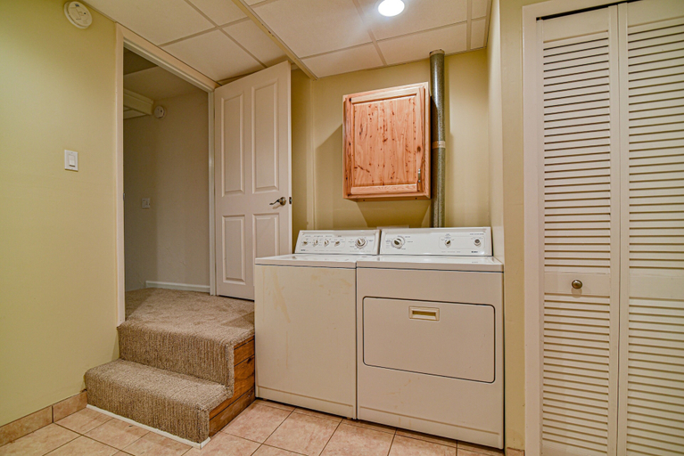 Others 5, Forest Run - 4 Bedrooms with hot tub, Buncombe