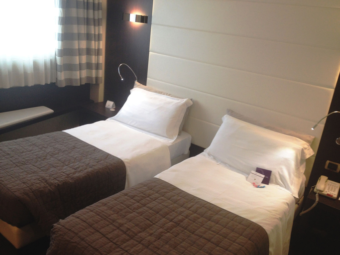 Bedroom 3, Mercure Bergamo Aeroporto, Bergamo