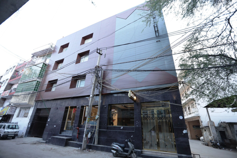 Exterior & Views, Hotel Del inn By F9, Delhi