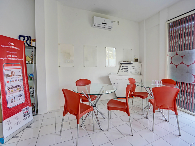 Others, Oyo 91594 Bungah Residence Syariah, Gresik