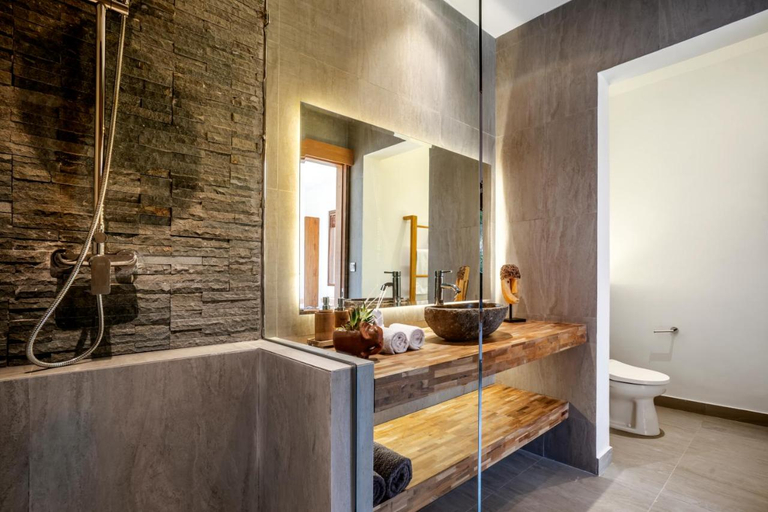 Bathroom 4, Villa Nalaya by BaliSuperHost, Gianyar