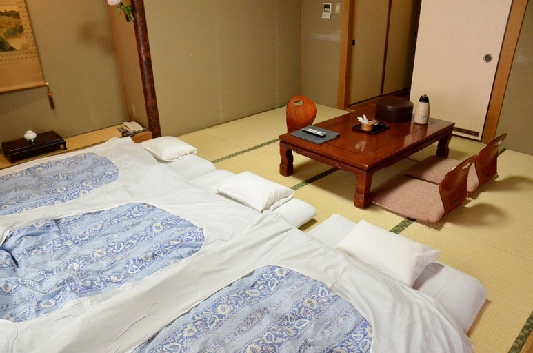 Bedroom 24