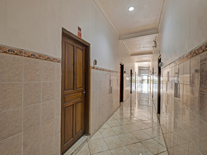 Public Area 5, Collection O 91692 Hotel Citra Dewi 3 Hills, Semarang