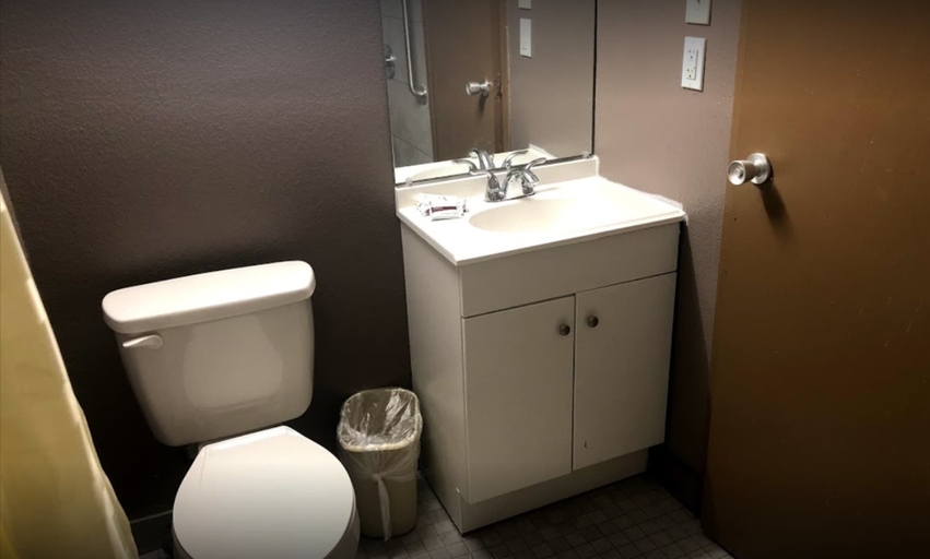 Bathroom 3, Economy Inn North Randall, Cuyahoga