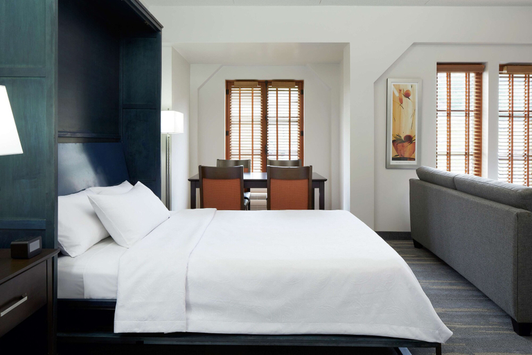 Bedroom 3, Homewood Suites by Hilton Mont-Tremblant Resort, Les Laurentides