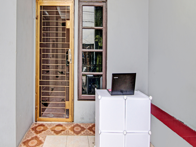 Public Area 2, Spot On 91828 Homestay Dinda Syariah, Pekanbaru