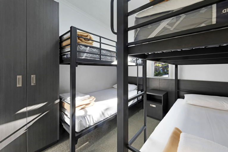 Bedroom 21