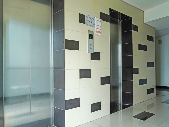 Others 4, OYO 90391 Gkitroom, Karawang