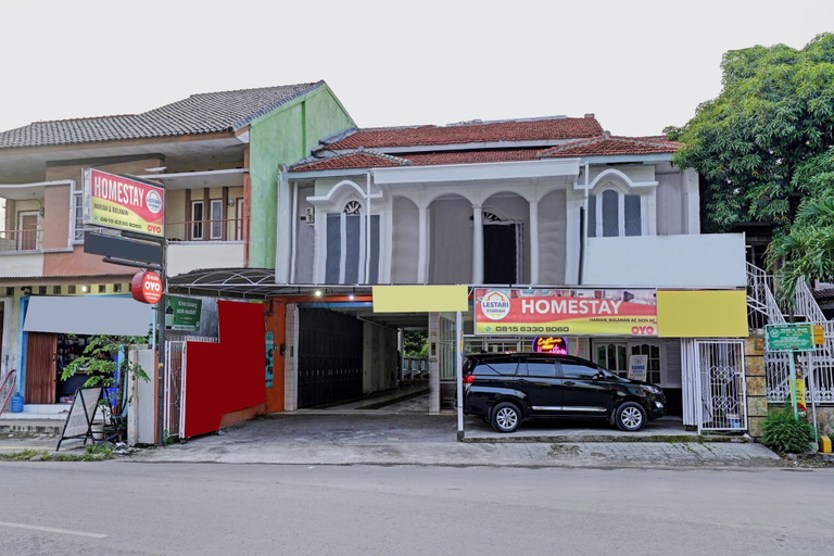 Exterior & Views 1, OYO 90289 Lestari Syariah Homestay, Cirebon