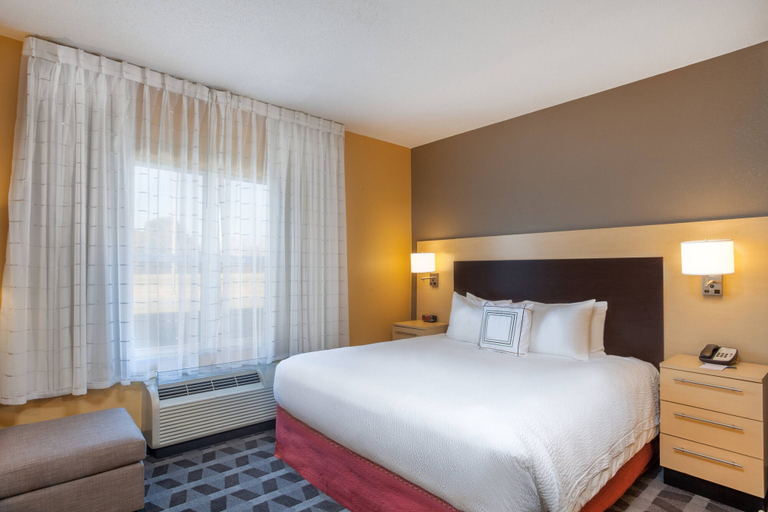 Bedroom 3, TownePlace Suites by Marriott Huntsville, Madison
