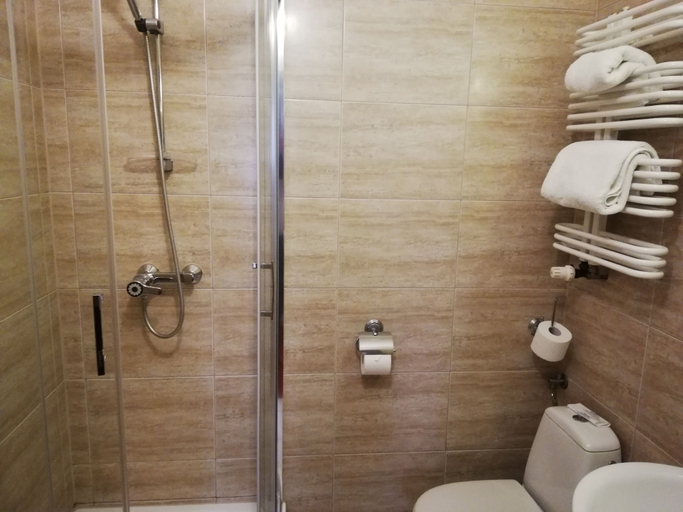 Bathroom 4, Hotel Petite Fleur - Adults only, Toruń City